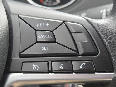 Used 2019 Nissan Rogue S image 30