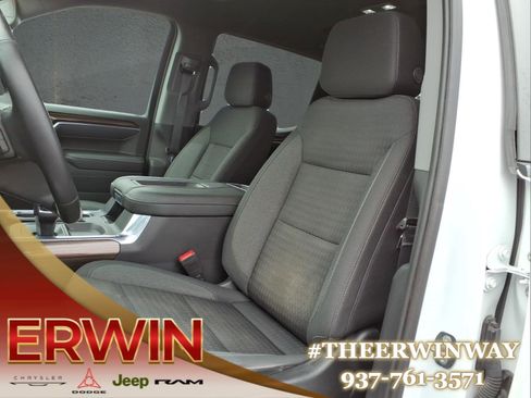Used 2022 Chevrolet Silverado 1500 LT AWD/4WD image 12