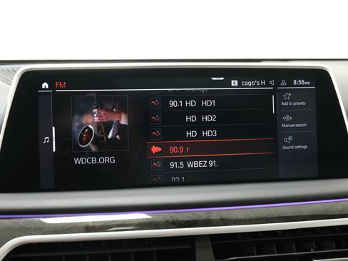 Used 2022 BMW 750i xDrive w/ Executive Package AWD/4WD image 17