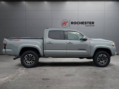 Certified 2021 Toyota Tacoma TRD Sport w/ TRD Premium Sport Package AWD/4WD image 37