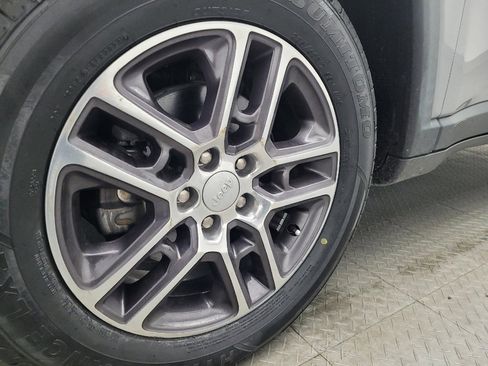 Used 2020 Jeep Compass Latitude image 31