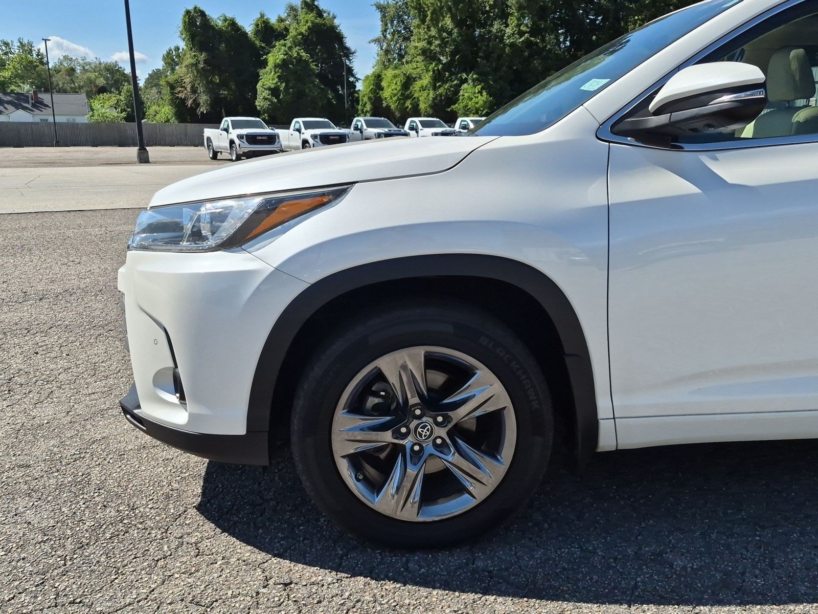 Used 2019 Toyota Highlander Limited Platinum AWD/4WD image 35