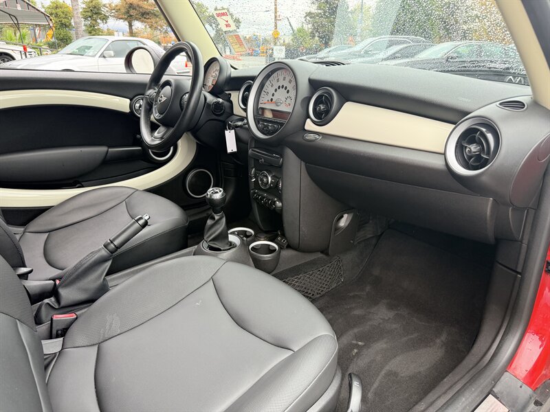 Used 2013 MINI Cooper Hardtop FWD image 22