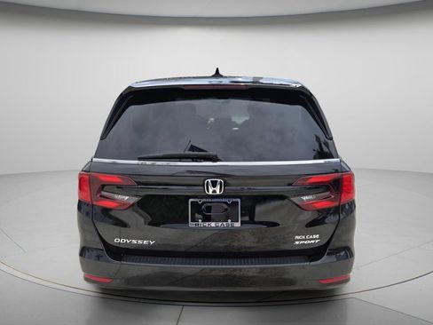 Used 2024 Honda Odyssey Sport image 6