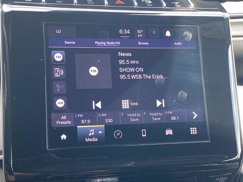 Used 2024 Jeep Grand Cherokee Laredo X RWD image 27