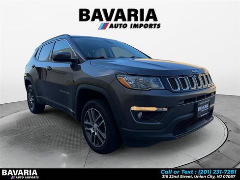 Used 2018 Jeep Compass Latitude w/ Popular Equipment Group image 7