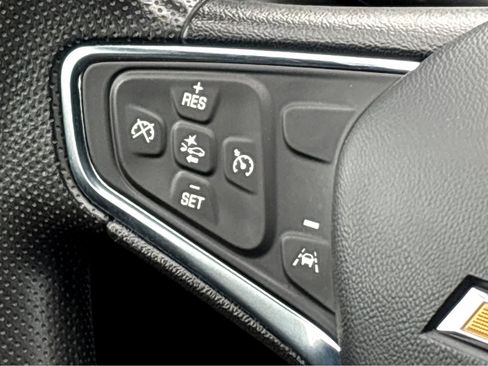 Used 2024 Chevrolet Malibu LT image 16