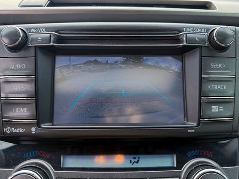 Used 2015 Toyota RAV4 XLE image 17