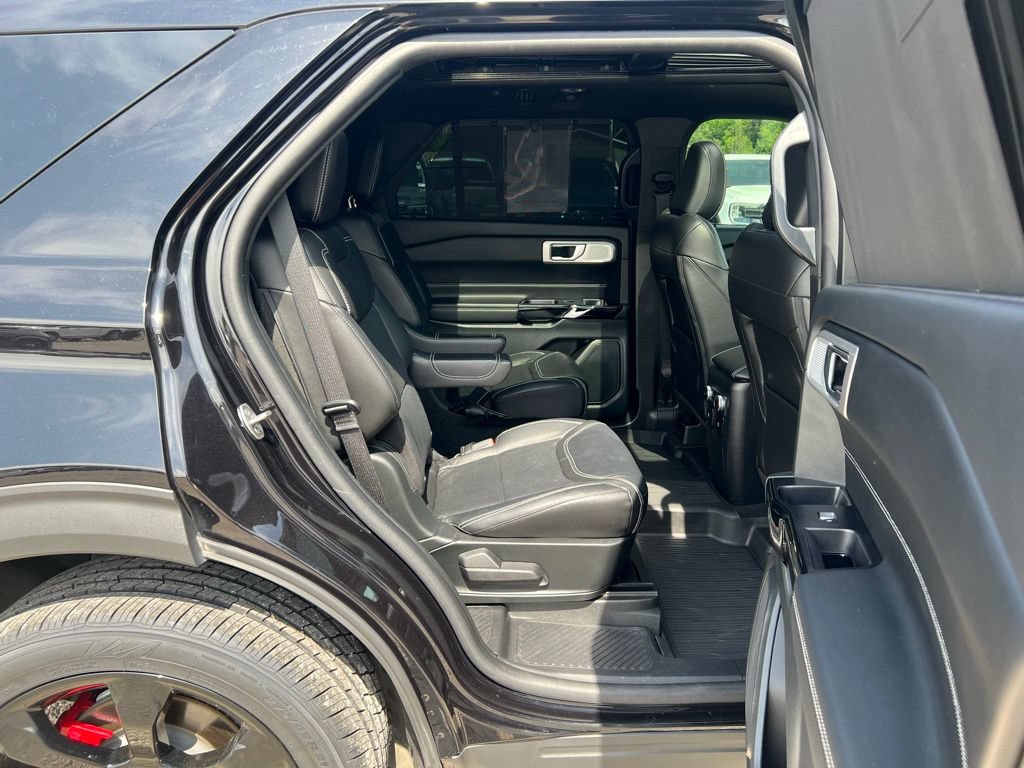Used 2023 Ford Explorer ST w/ Equipment Group 401A AWD/4WD image 20