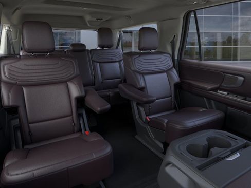 New 2025 Ford Expedition Max Platinum w/ Platinum Ultimate Package AWD/4WD image 11