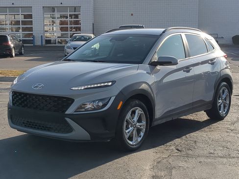 Used 2023 Hyundai Kona SEL w/ Cargo Package image 10