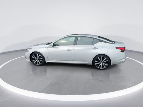 Used 2020 Nissan Altima 2.0 Platinum image 6