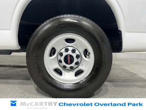 Used 2024 GMC Savana 2500 w/ Driver Convenience Package RWD image 23