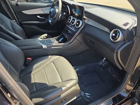 Used 2022 Mercedes-Benz GLC 300 image 34