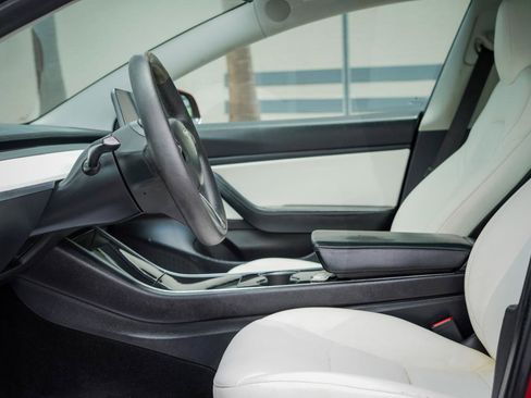 Used 2019 Tesla Model 3 Standard Range Plus RWD image 7