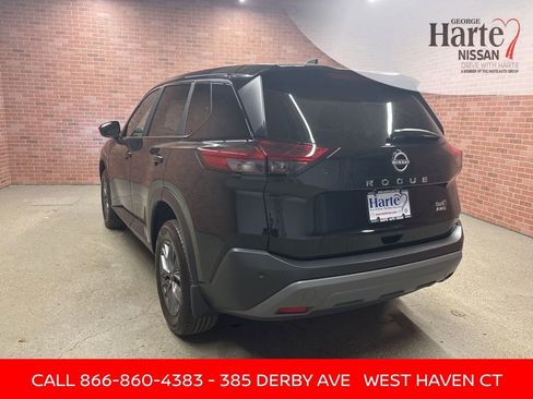 Certified 2023 Nissan Rogue S image 4