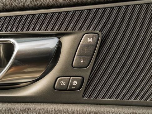 New 2026 Volvo XC60 B5 Plus w/ Climate Package image 41