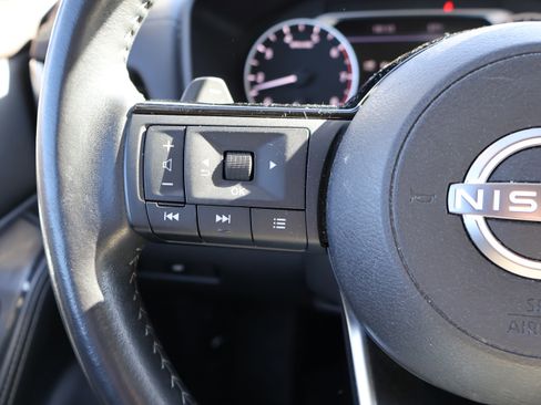 Used 2023 Nissan Rogue SL w/ SL Premium Package image 36