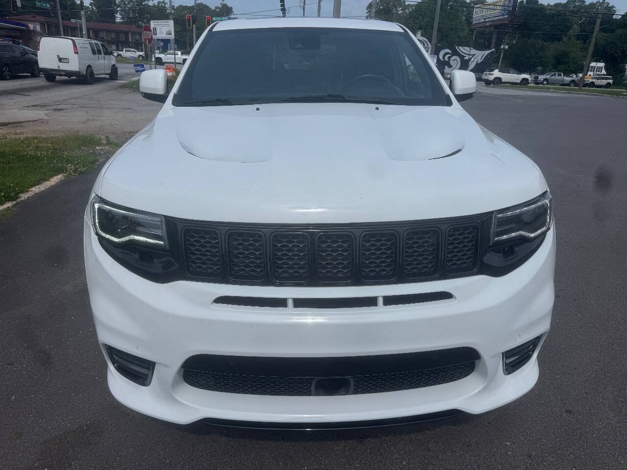 Used 2020 Jeep Grand Cherokee SRT AWD/4WD image 9