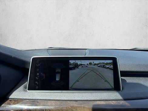 Used 2017 BMW X5 xDrive50i AWD/4WD image 14
