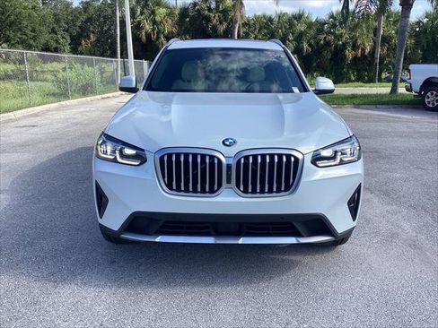 Used 2024 BMW X3 sDrive30i w/ Premium Package RWD image 2