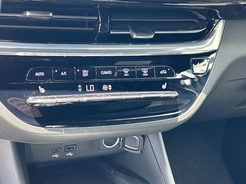 New 2025 Buick Envista Avenir image 27