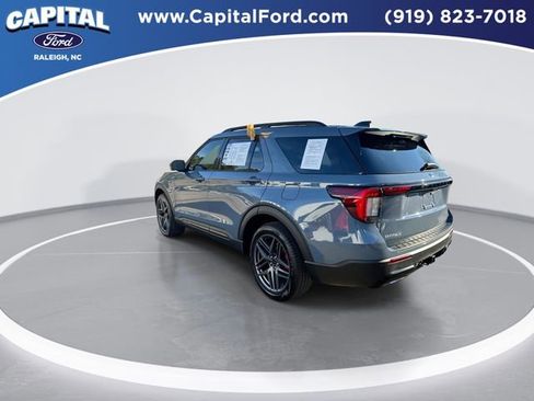 Certified 2025 Ford Explorer ST-Line w/ Premium Package image 6