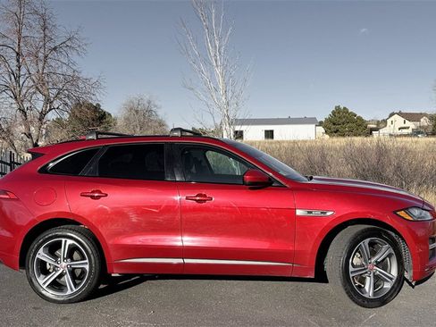 Used 2017 Jaguar F-PACE R-Sport image 5
