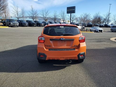 Used 2014 Subaru Crosstrek 2.0i Premium w/ Moonroof Package image 7