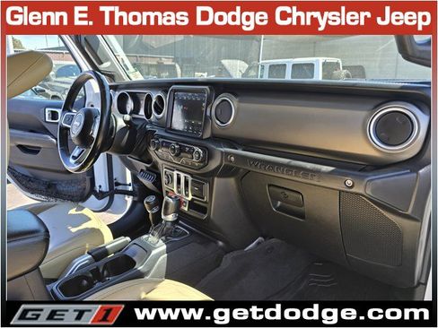 Used 2018 Jeep Wrangler Rubicon AWD/4WD image 32