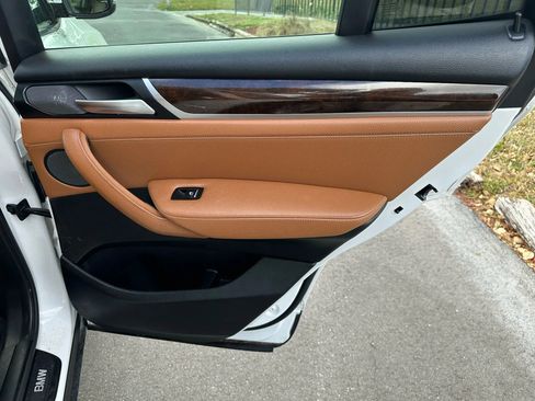 Used 2015 BMW X3 sDrive28i image 15