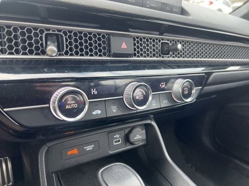 Used 2023 Honda Civic Sport image 12