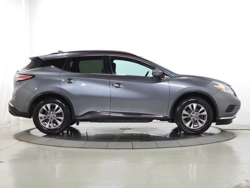 Used 2017 Nissan Murano SV AWD/4WD image 10