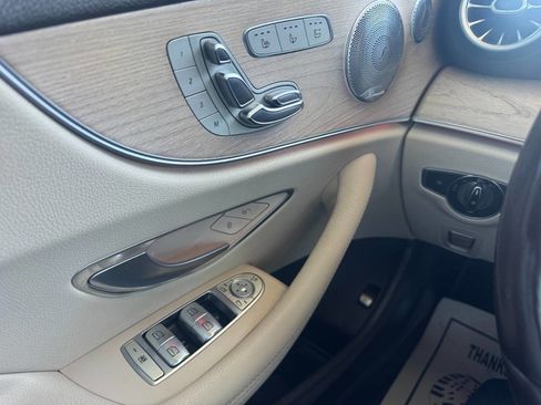 Used 2019 Mercedes-Benz E 450 Cabriolet image 22
