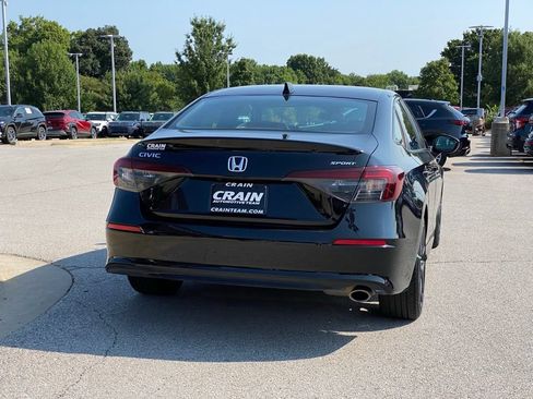 Used 2025 Honda Civic Sport image 8