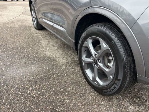 Certified 2023 Ford Escape ST-Line Select w/ Tech Pack #2 image 27