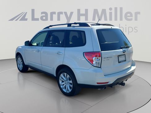Used 2012 Subaru Forester 2.5X Premium w/ All-Weather Pkg AWD/4WD image 3