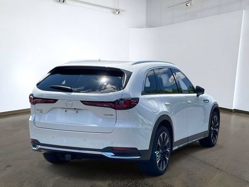 Used 2024 MAZDA CX-90 Plug-In Hybrid w/ Premium Plus AWD/4WD image 4