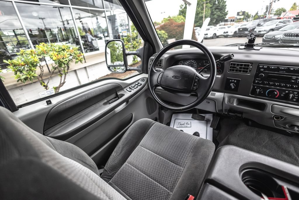 Used 2002 Ford F250 XLT AWD/4WD image 17