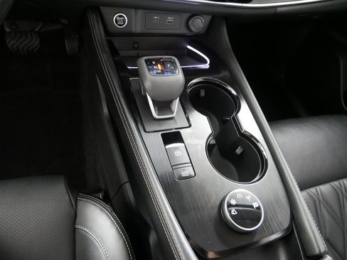 Used 2021 Nissan Rogue Platinum image 24