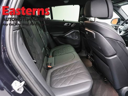 Used 2025 BMW X6 M60i AWD/4WD image 25
