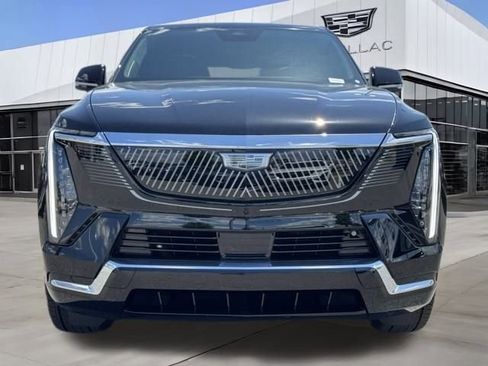 New 2025 Cadillac Escalade IQ Luxury 2 image 4