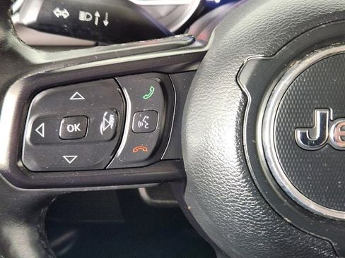 Used 2019 Jeep Wrangler Unlimited Sport S AWD/4WD image 32