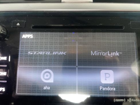 Used 2016 Subaru Legacy 2.5i Premium image 10