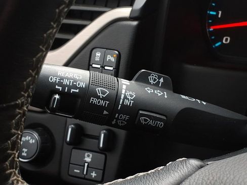 Used 2020 GMC Yukon Denali w/ Denali Ultimate Package image 26