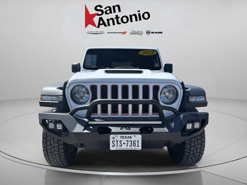Used 2023 Jeep Gladiator Mojave AWD/4WD image 4