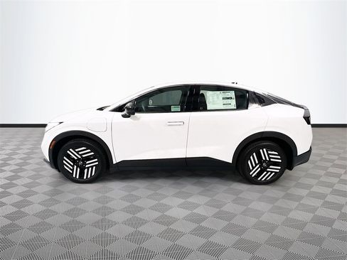 New 2026 Nissan Leaf SV+ image 4