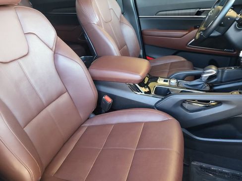 Used 2023 Kia Telluride SX image 21