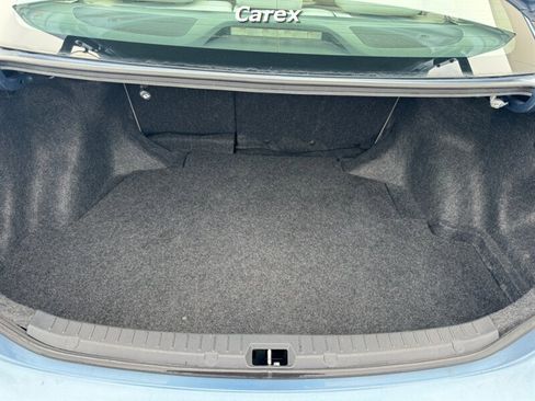 Used 2013 Toyota Corolla LE image 26