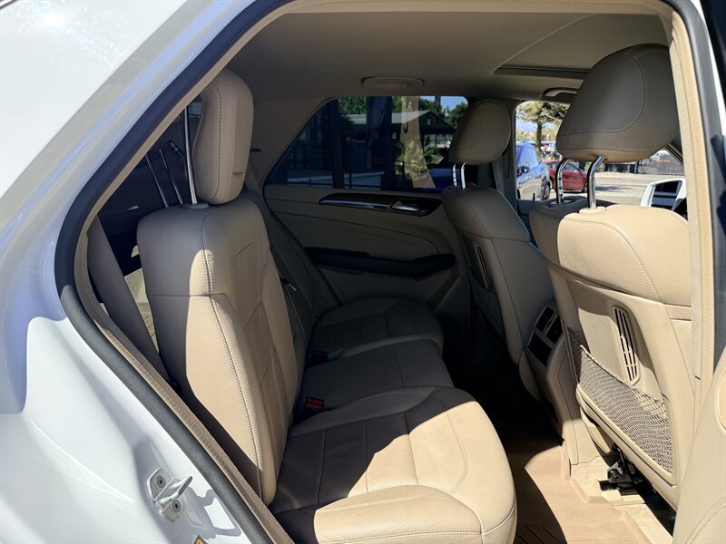 Used 2015 Mercedes-Benz ML 400 4MATIC image 27